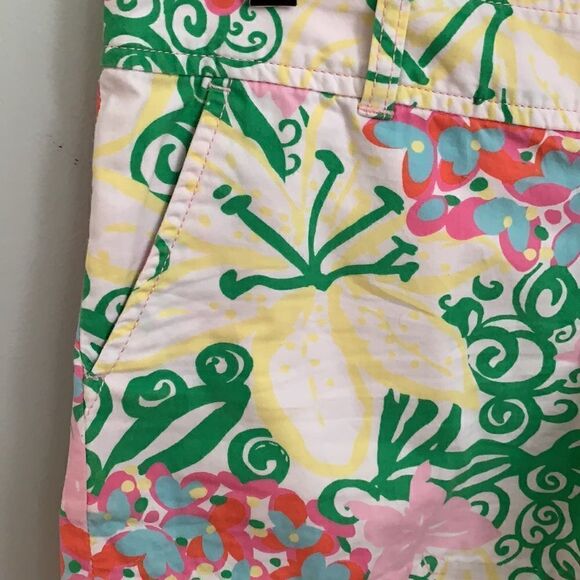 Lilly Pulitzer Butterfly Garden Scalloped Shorts - Picture 2 of 7